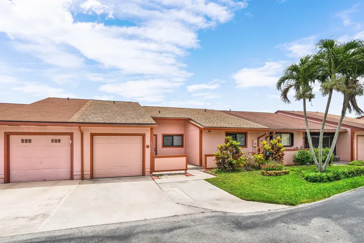 002-120MayfairLane-BoyntonBeach-FL-33426