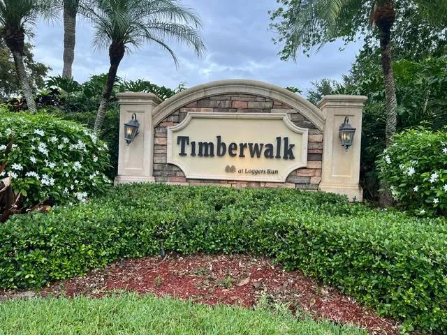 Timberwalk with LOW HOA!