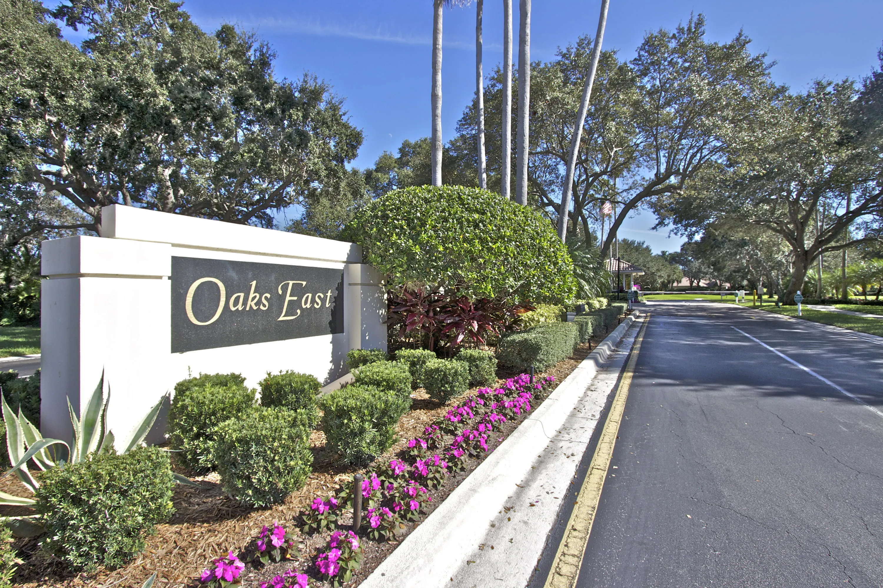 Oaks East