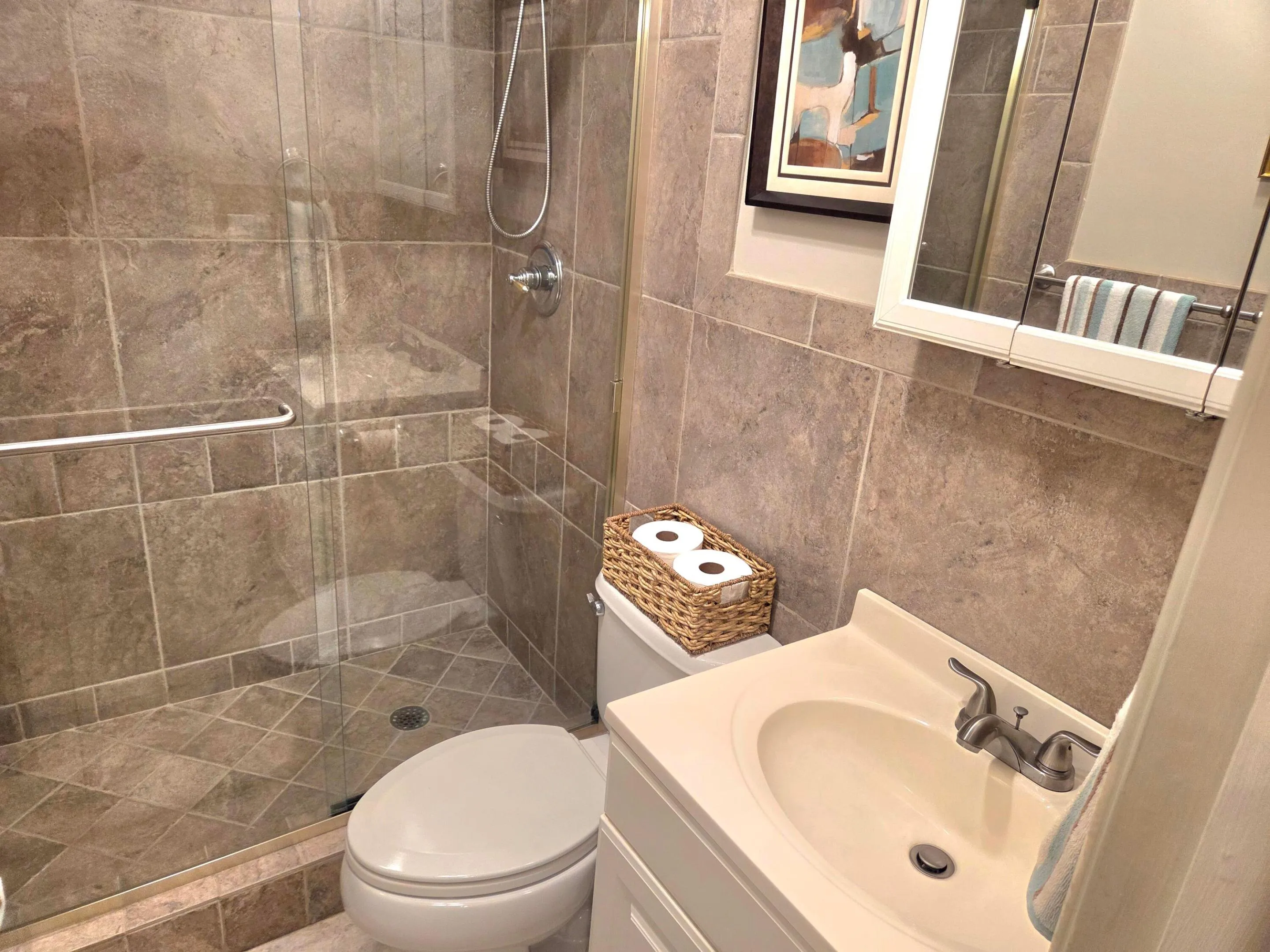 Guest Bathroom