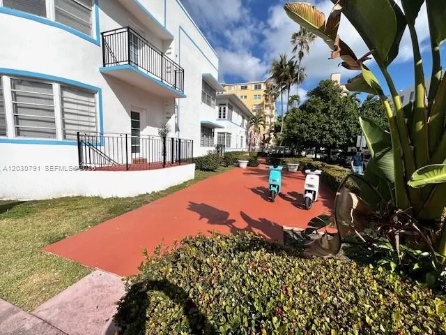 Property photo 33