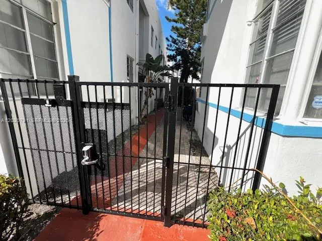 Property photo 25
