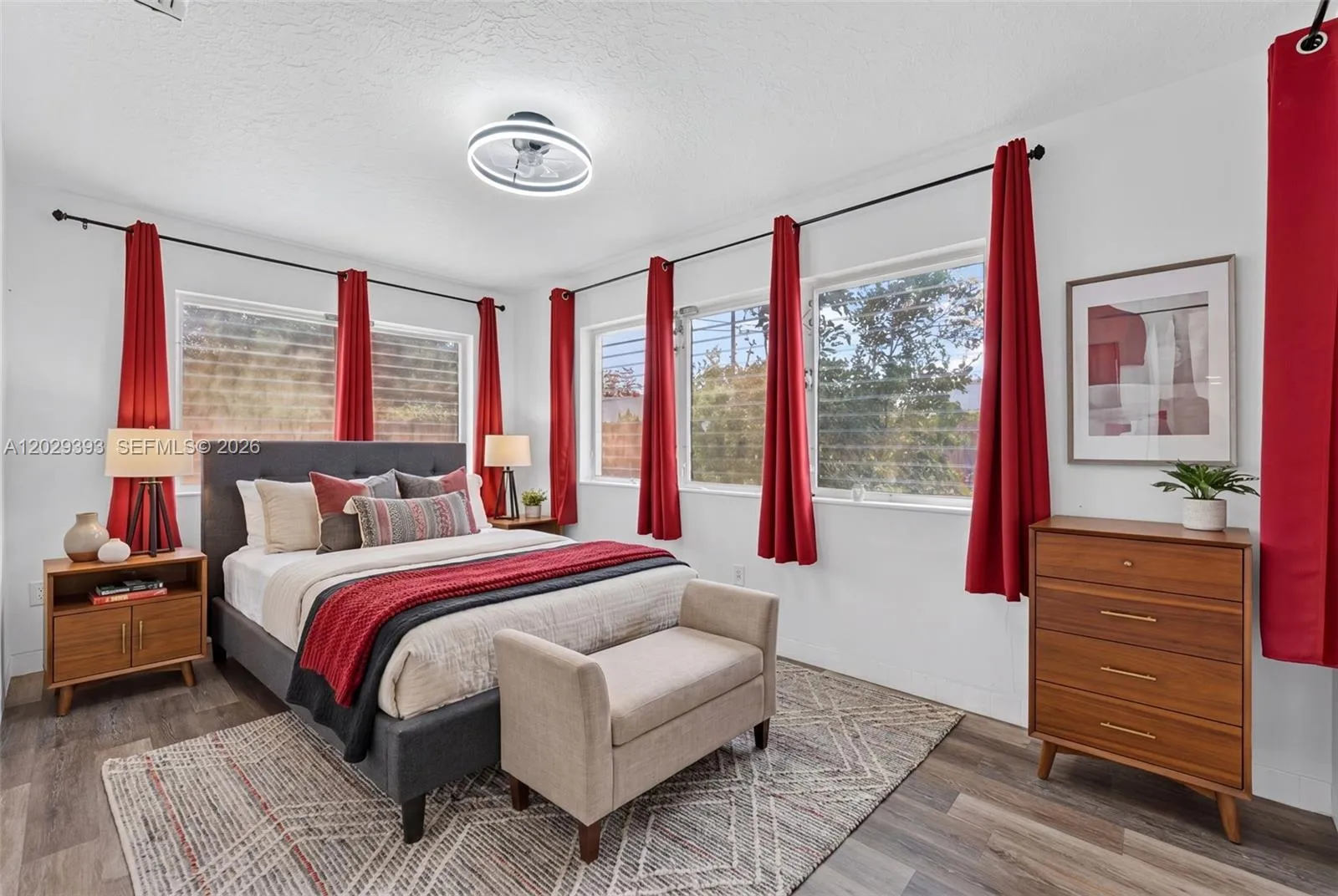 Virtually Staging of Flex Space