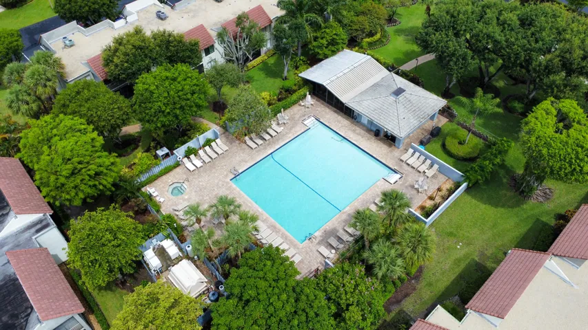 5500 pool
