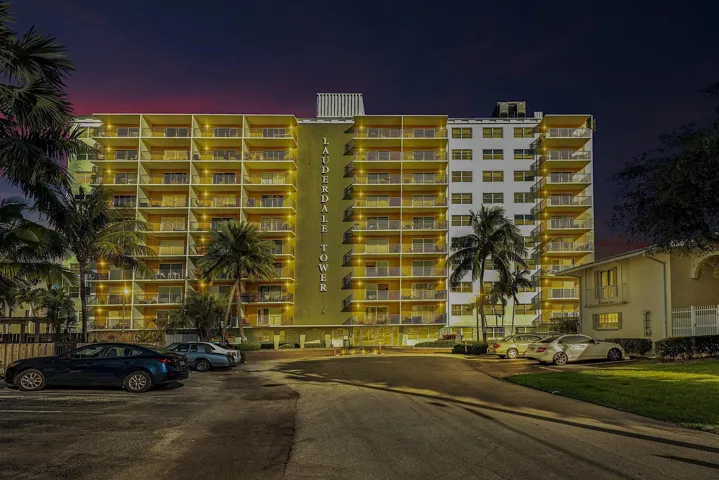 2900 NE 30th St - # 8J - 101