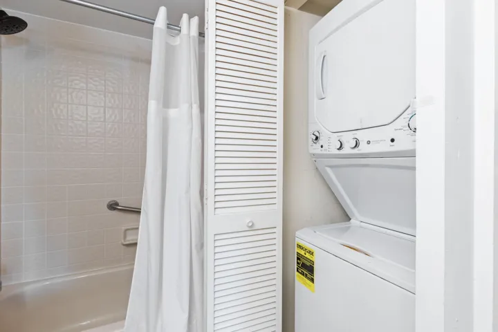 20-web-or-mls-10110-cedar-point-blvd-102