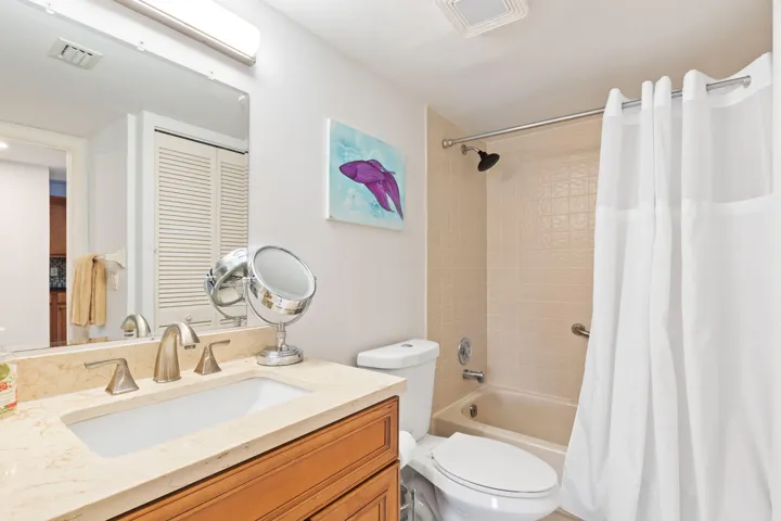 19-web-or-mls-10110-cedar-point-blvd-102