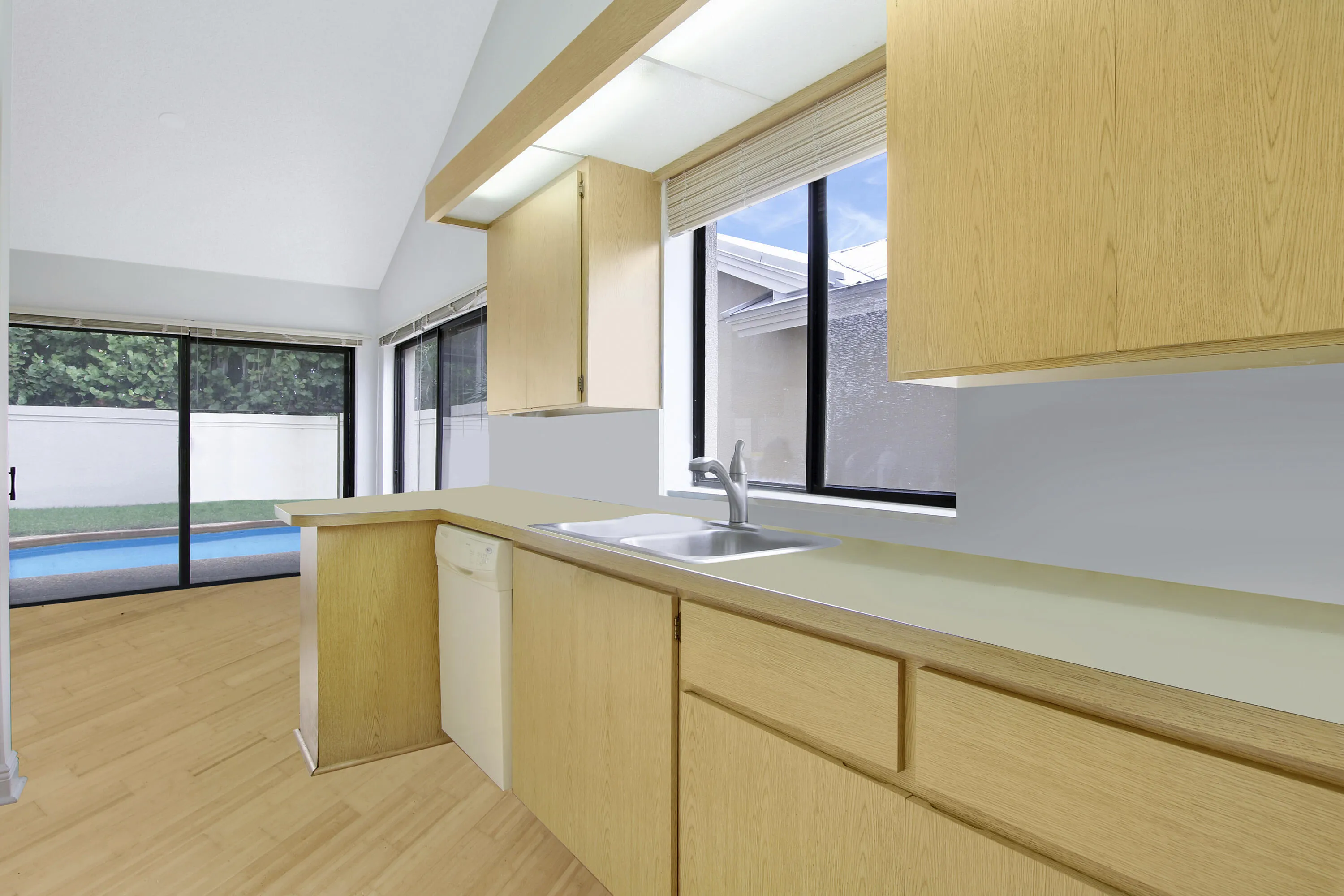 Dining/Kitchen