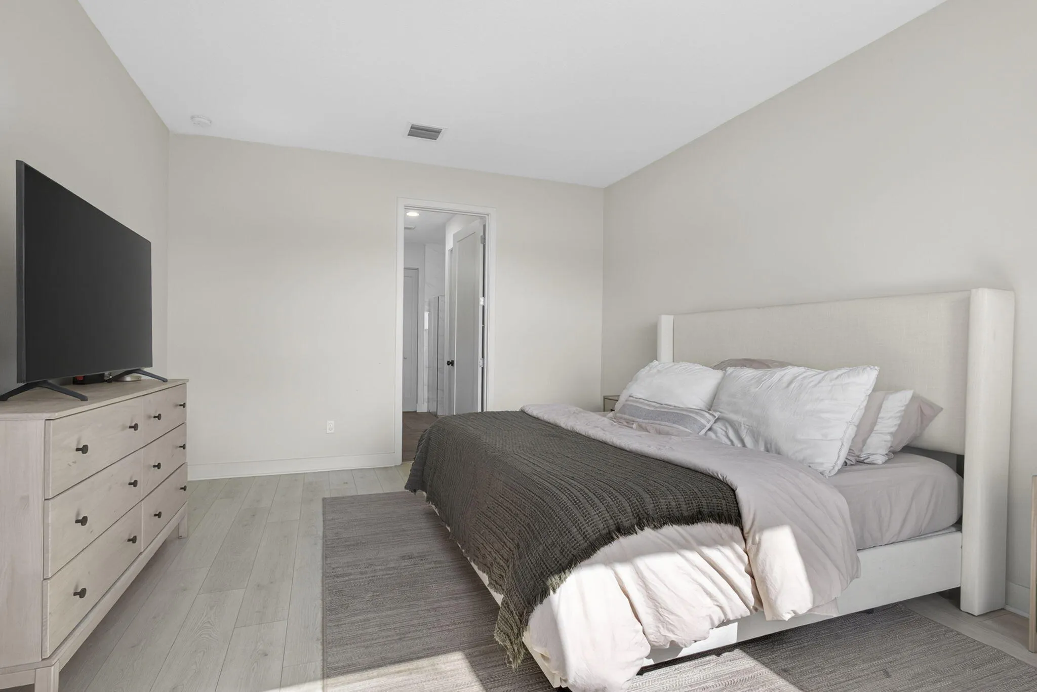 32-web-or-mls-BS1A5727
