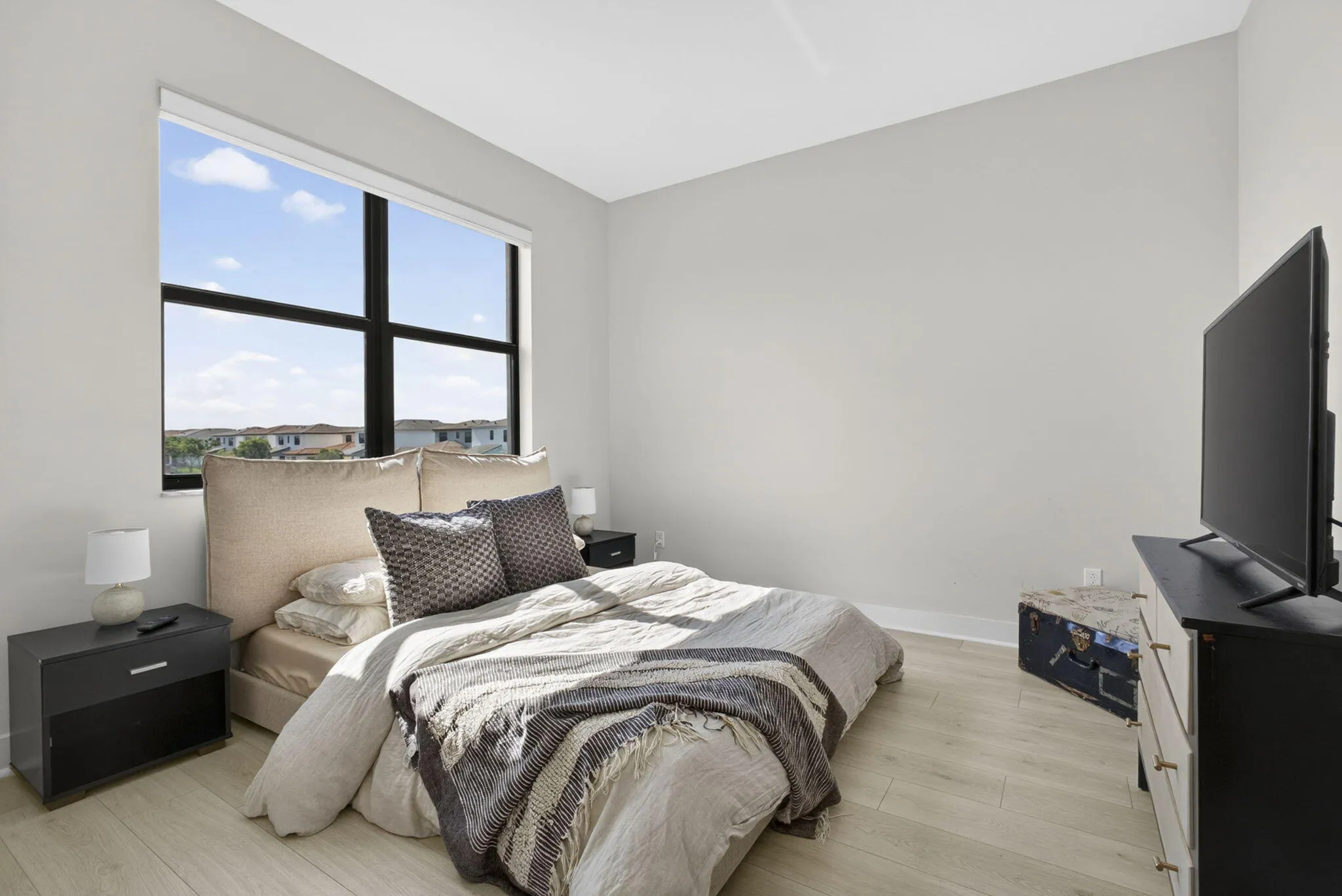 49-web-or-mls-BS1A5692