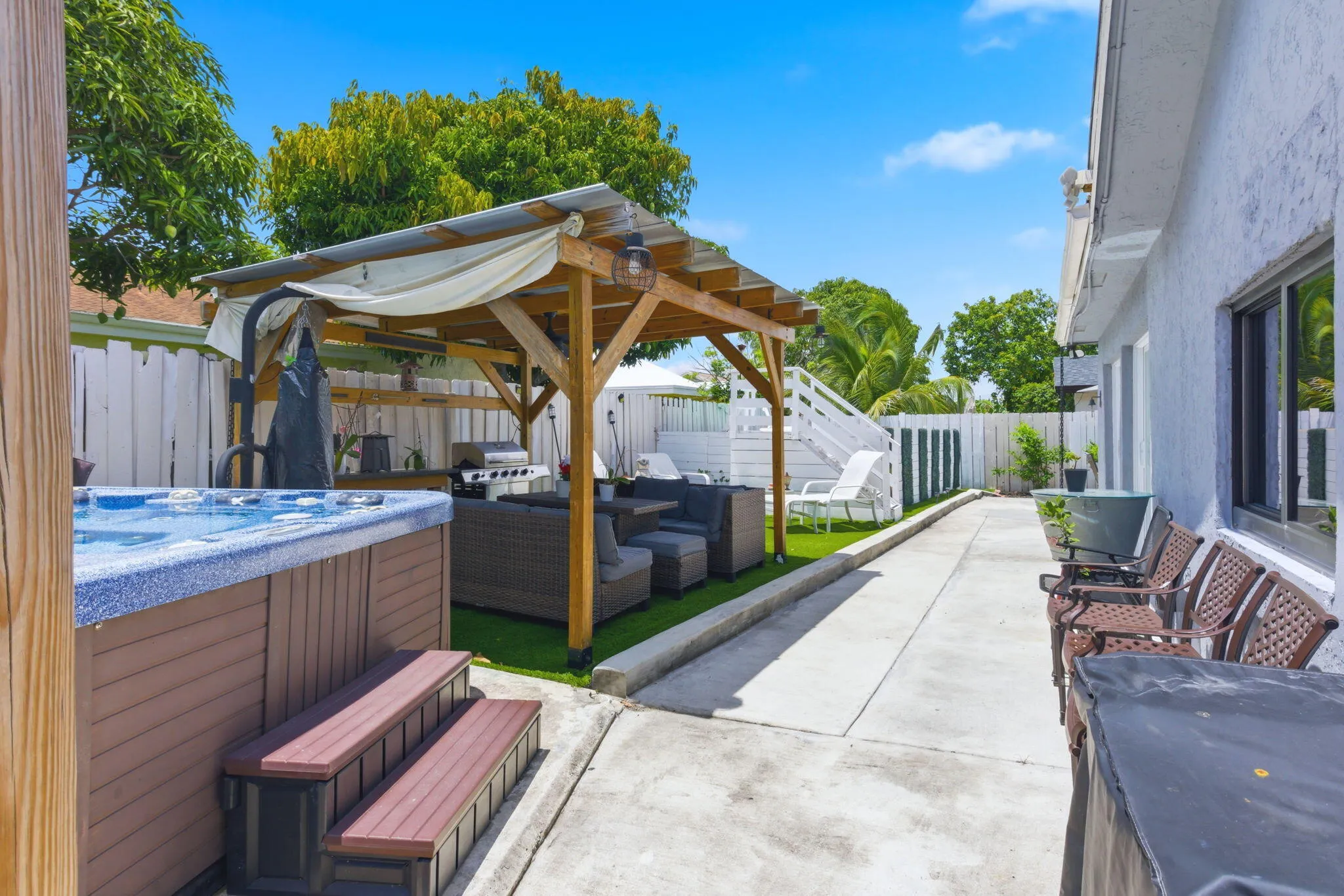 Property photo 44