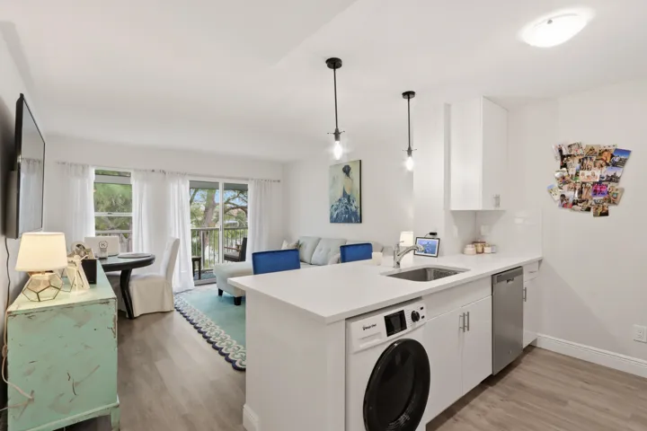 8_(7)-c living room