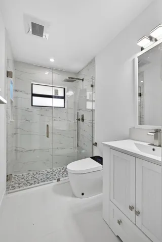 Full Bath 2