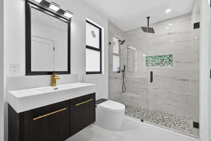 Cabana Bath