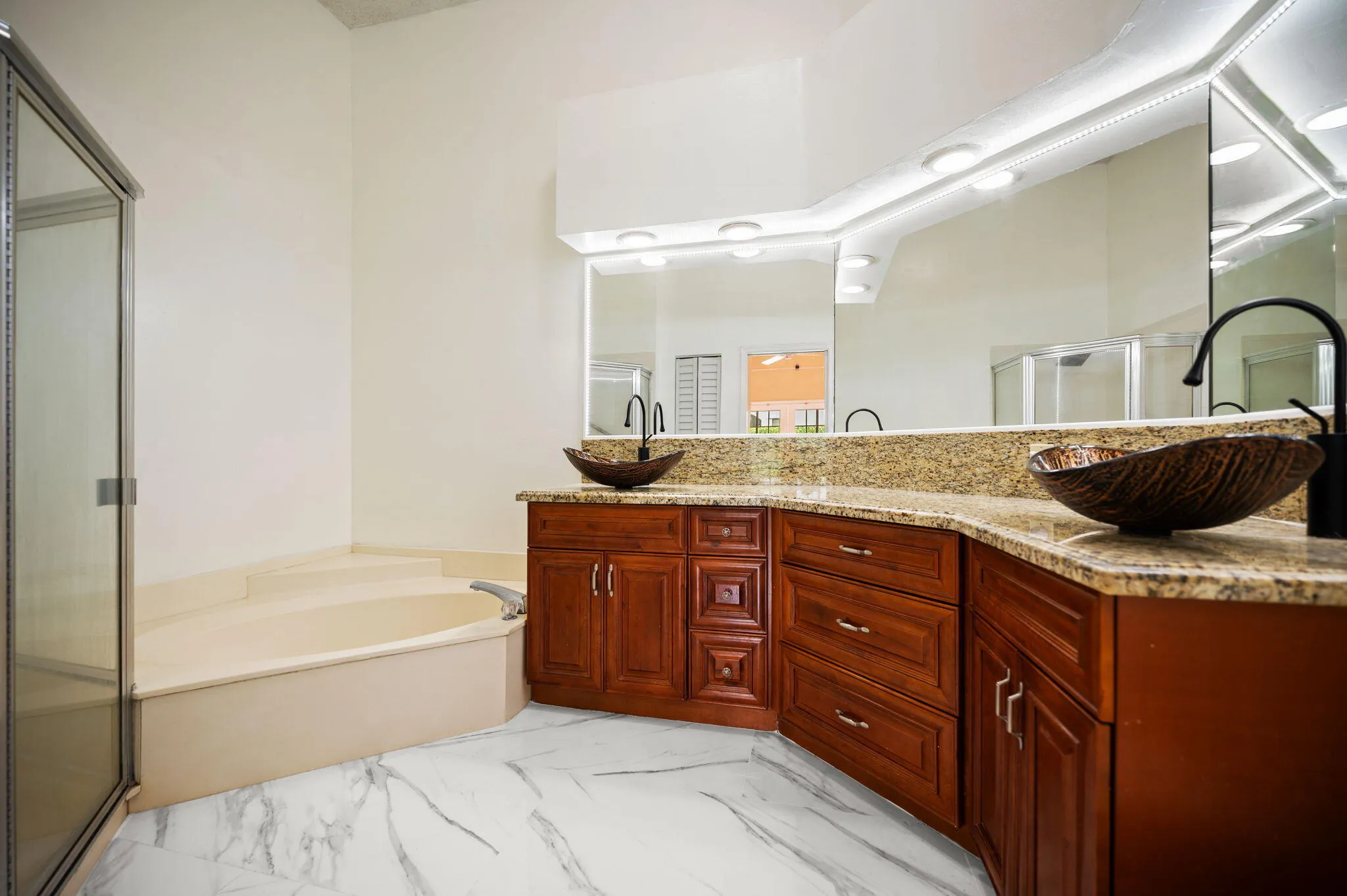 16-20-web-or-mls-6709-montego-bay-blvd