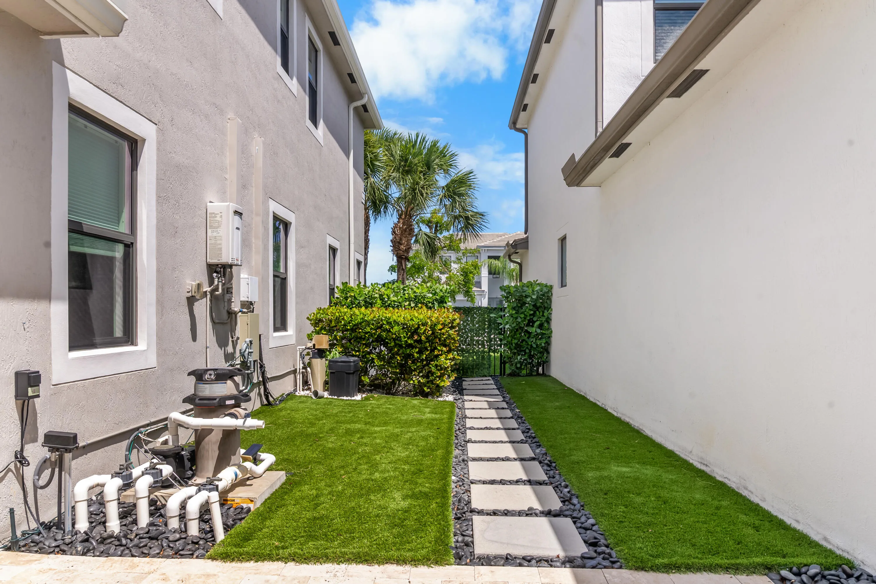 37 Outdoor Grass
