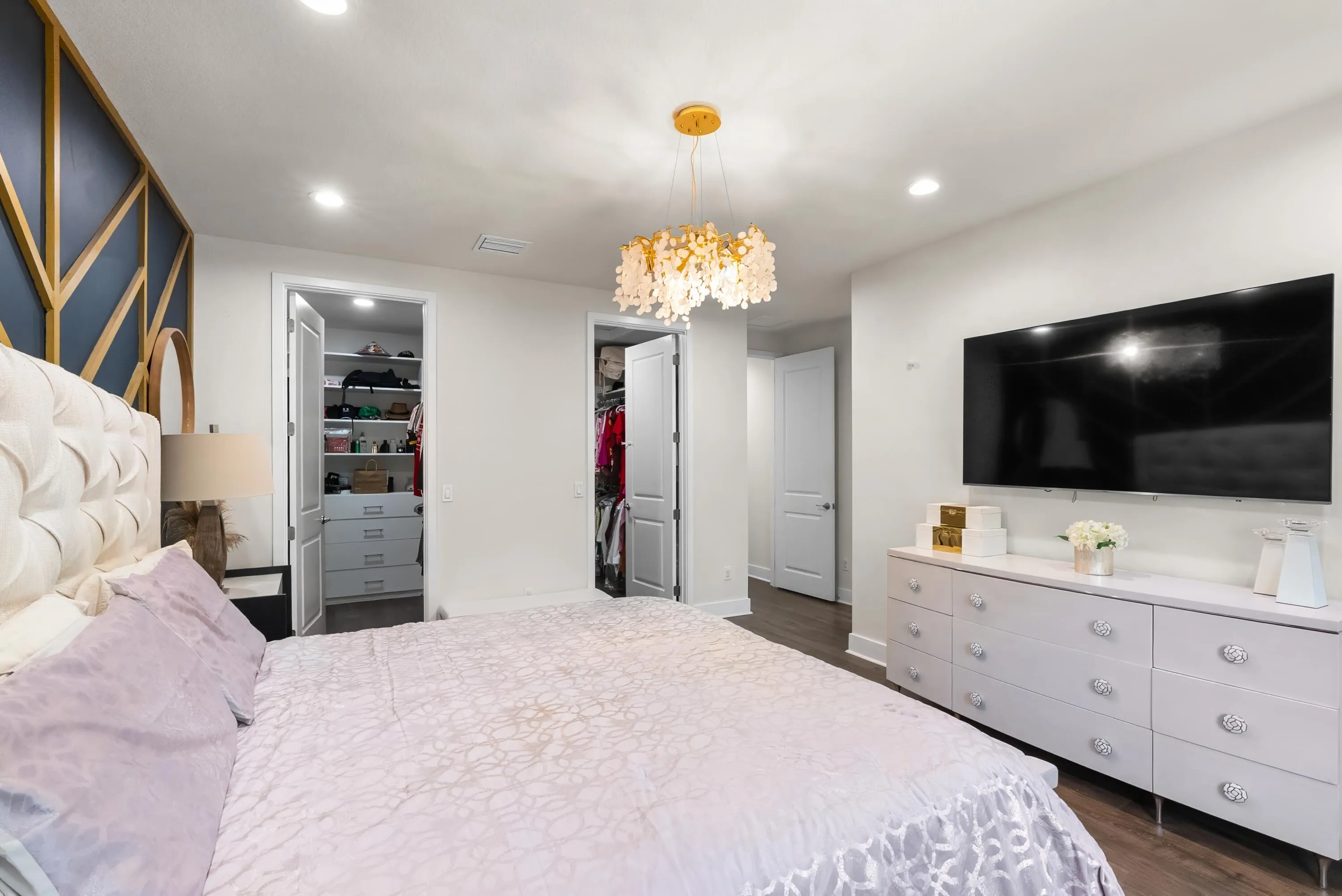 24 Master Bedroom 1
