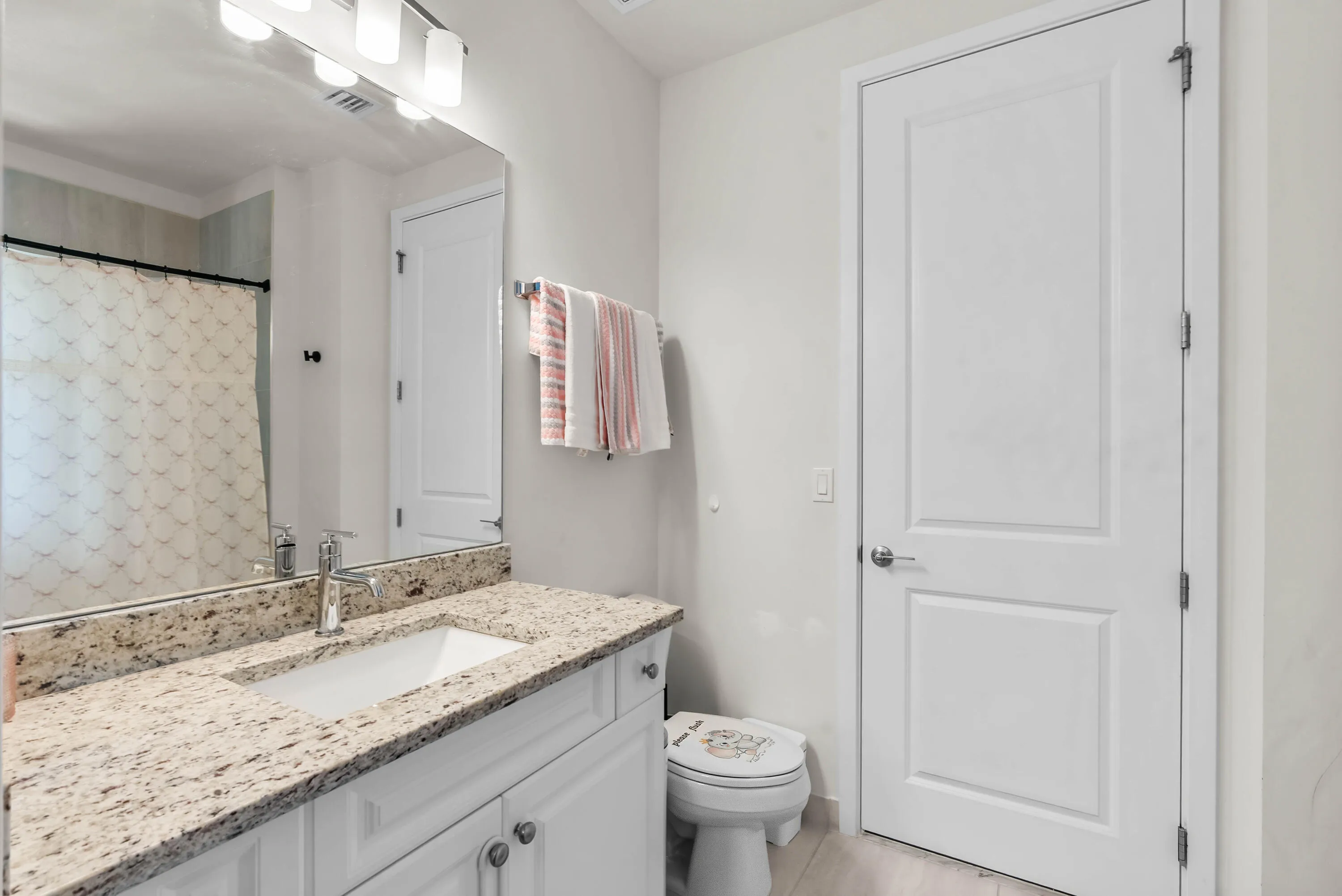 30 Upstairs Bathroom 1 B