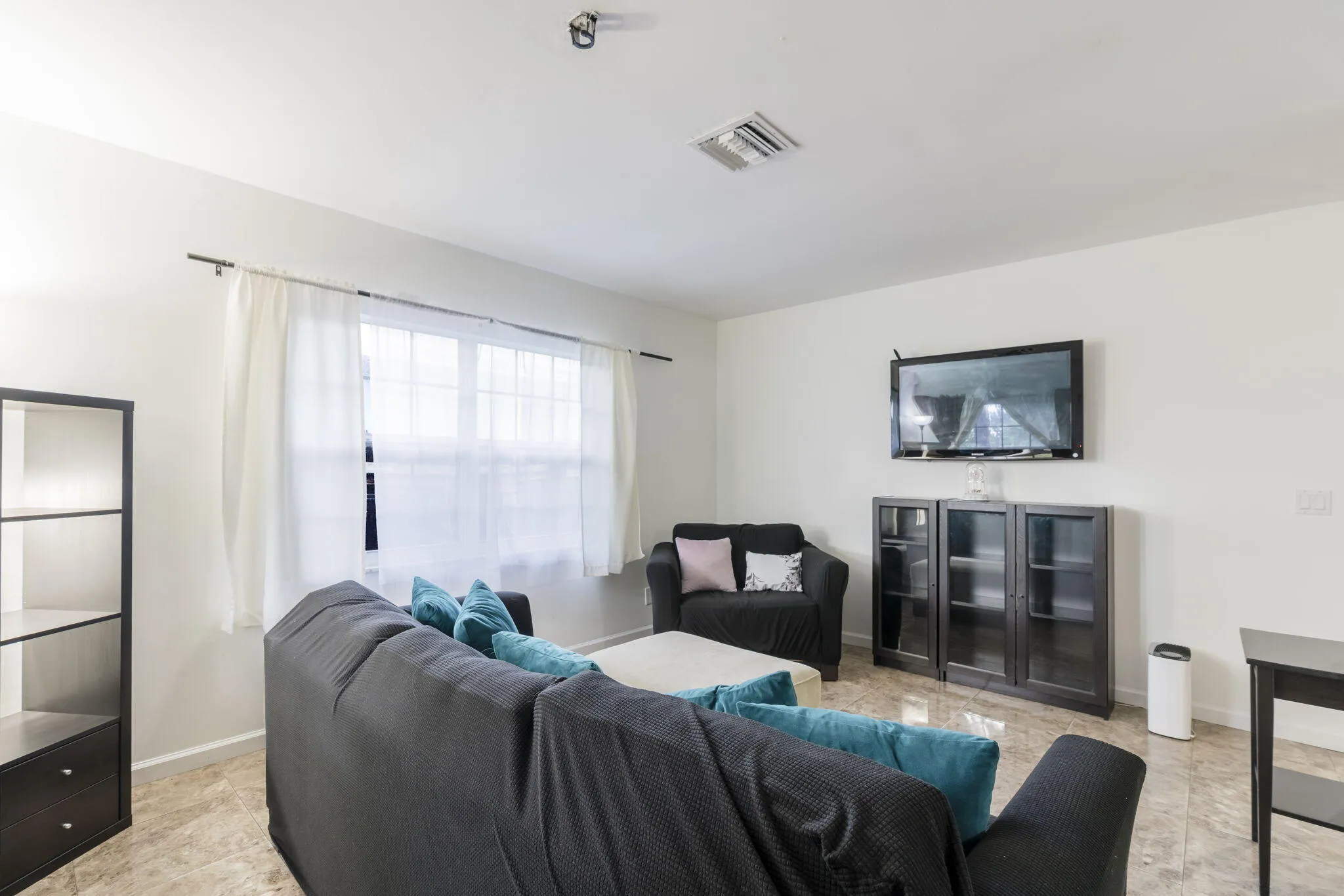 7-web-or-mls-iPixx_01_1