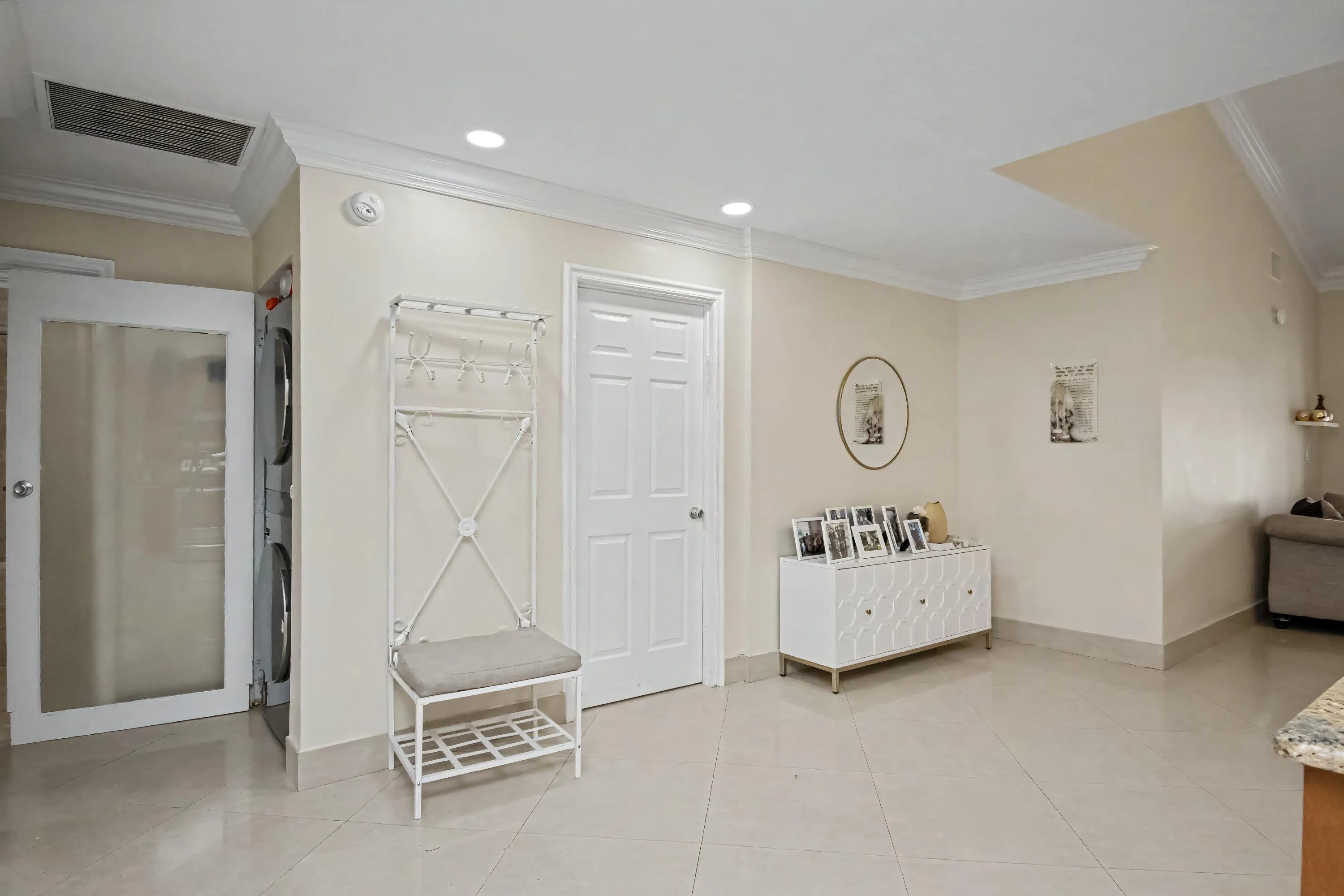 the extra room in the garage 2
