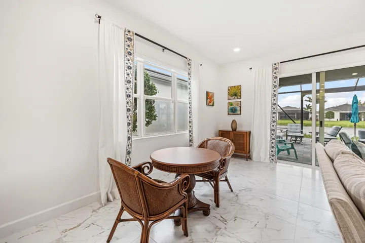 Bright breakfast nook