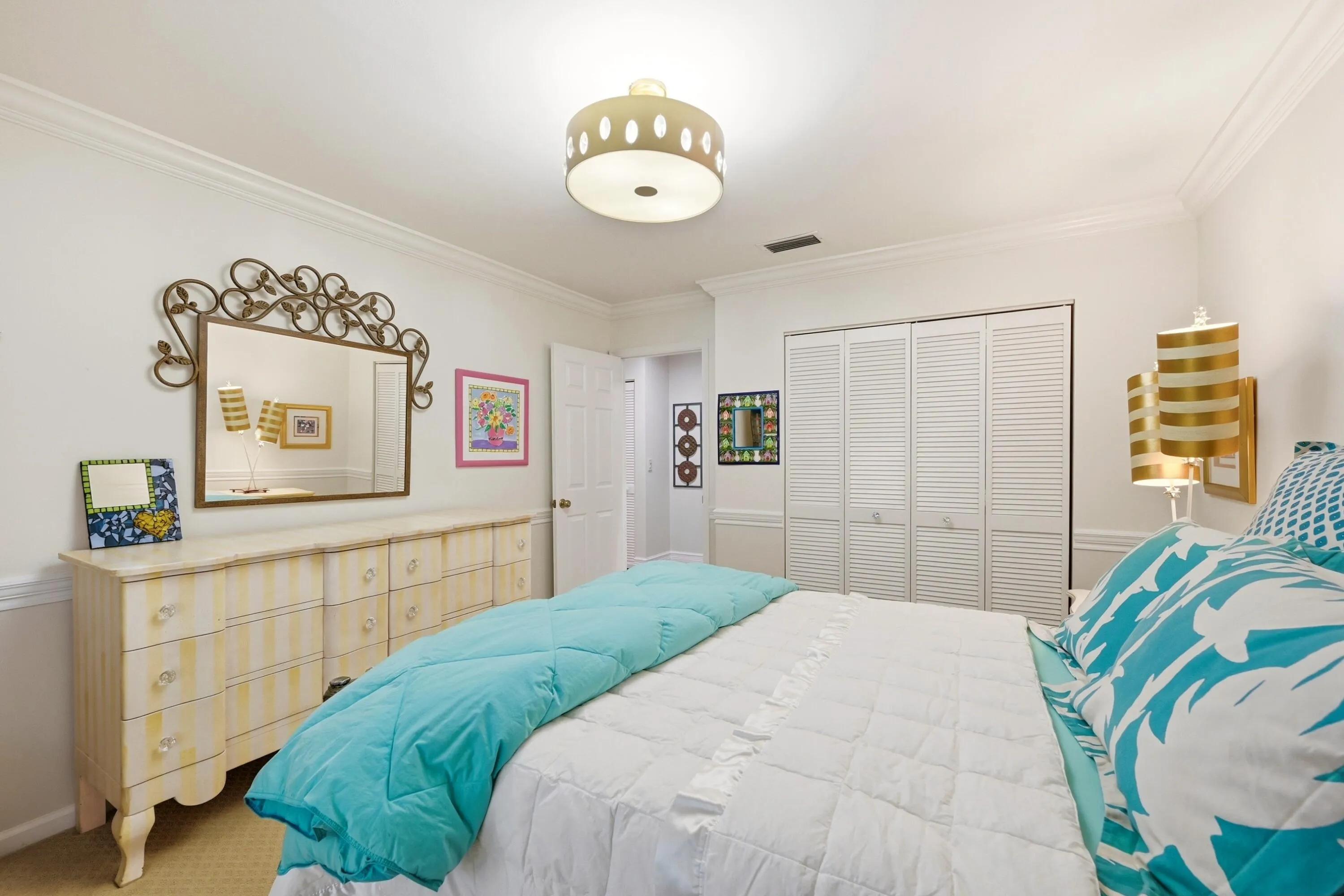 Second bedroom