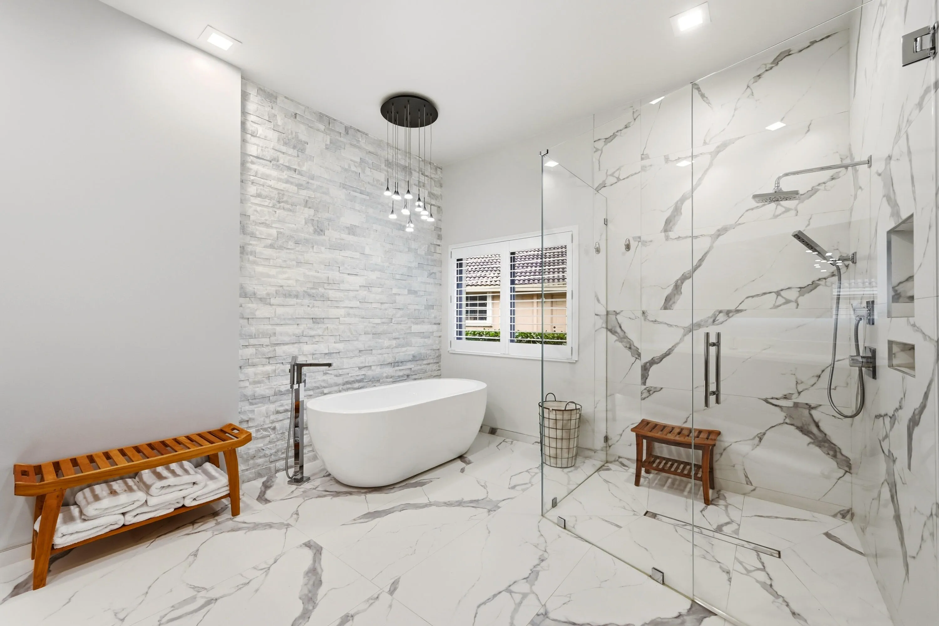 Primary bath