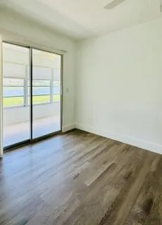 1043 CORNWALL C