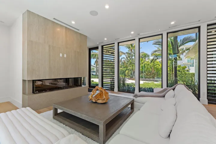 040-390JupiterLn-JunoBeach-SMALL - Copy