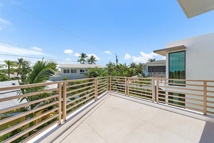 087-390JupiterLn-JunoBeach-SMALL - Copy