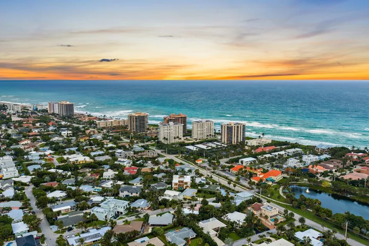 005-390JupiterLn-JunoBeach-SMALL
