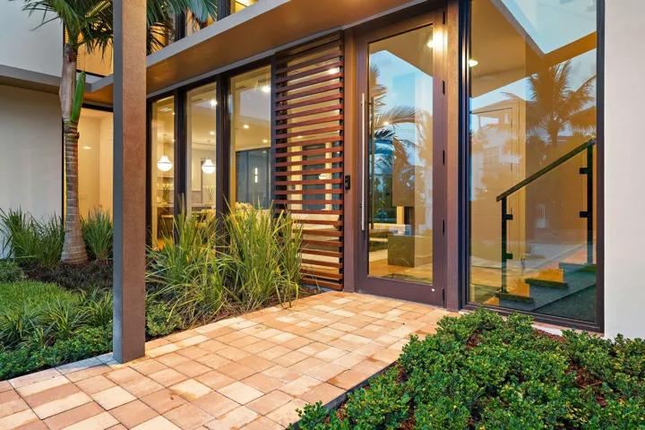032-390JupiterLn-JunoBeach-SMALL