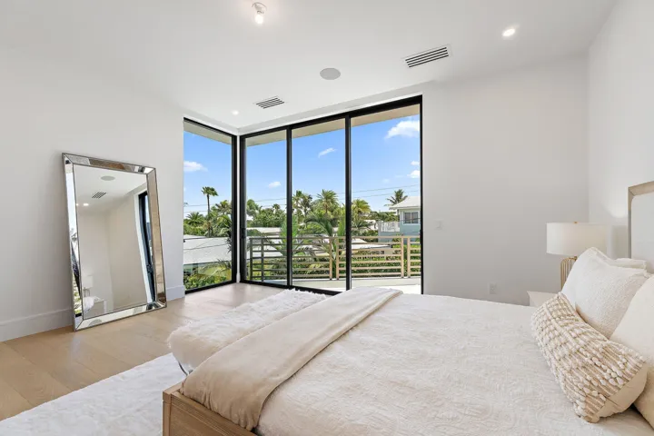 067-390JupiterLn-JunoBeach-SMALL - Copy