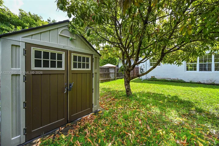 Shed