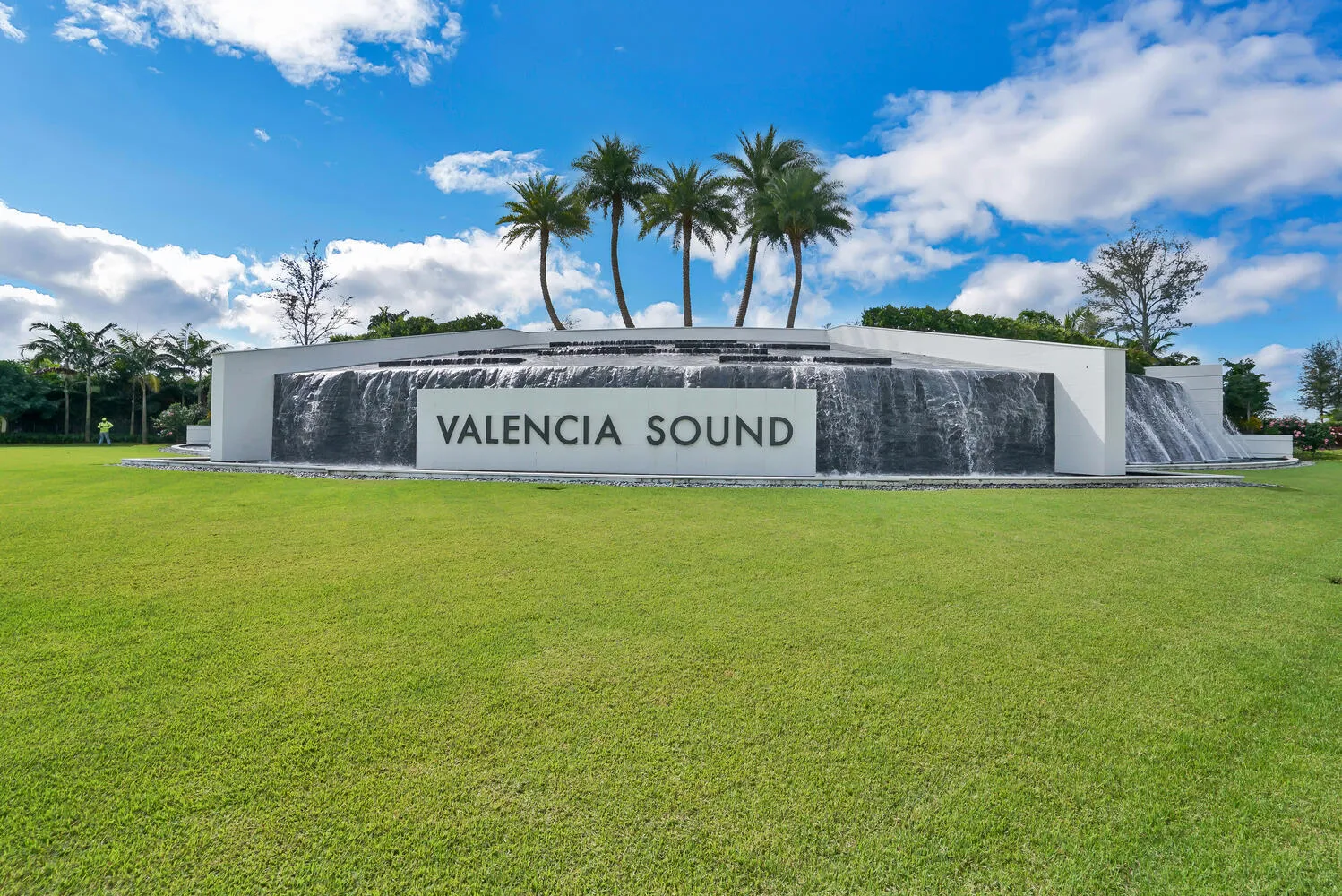 Valencia Sound Entrance