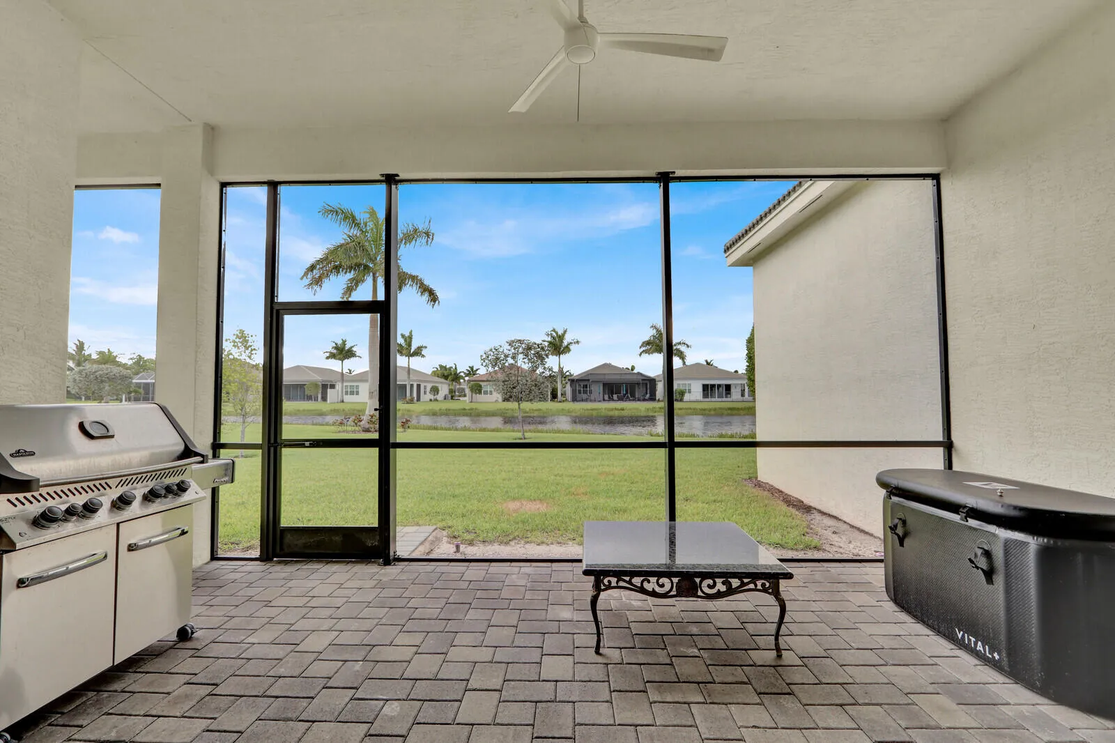 SCREENED IN LANAI