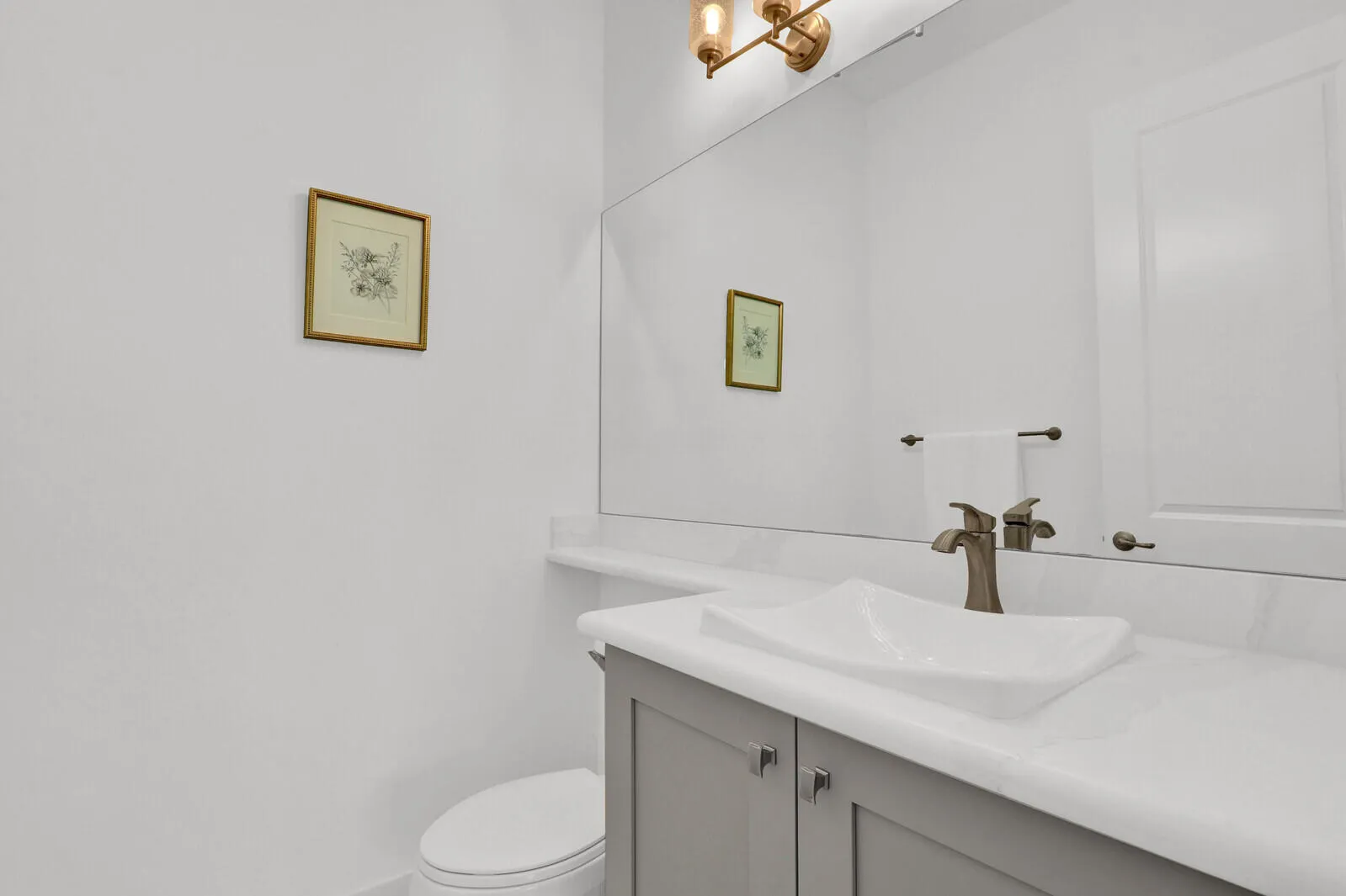 POWDER ROOM