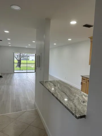 Entry View