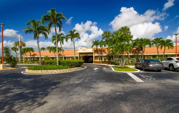 Club House 2