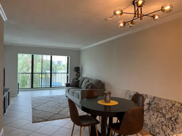 Dining/living area