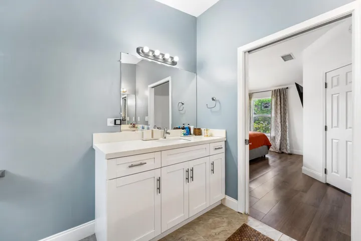 Upstairs Primary Bathroom