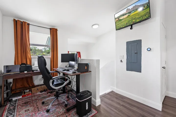 Upstairs Office Nook
