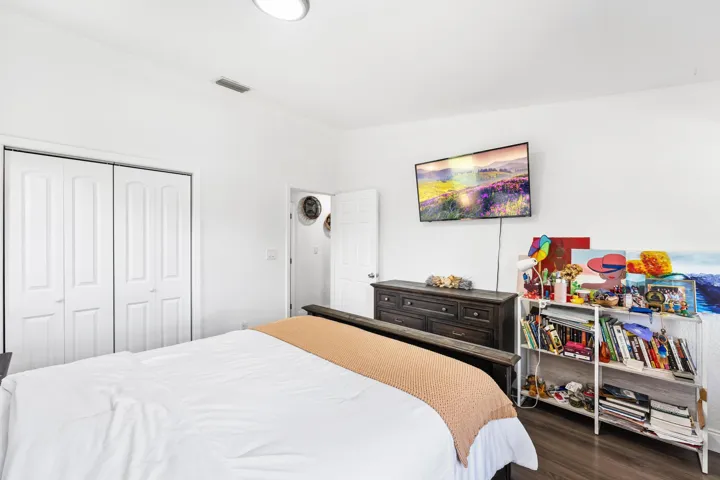 Upstairs Bedroom 3