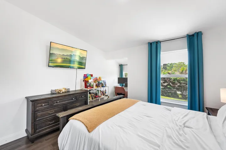 Upstairs Bedroom 3