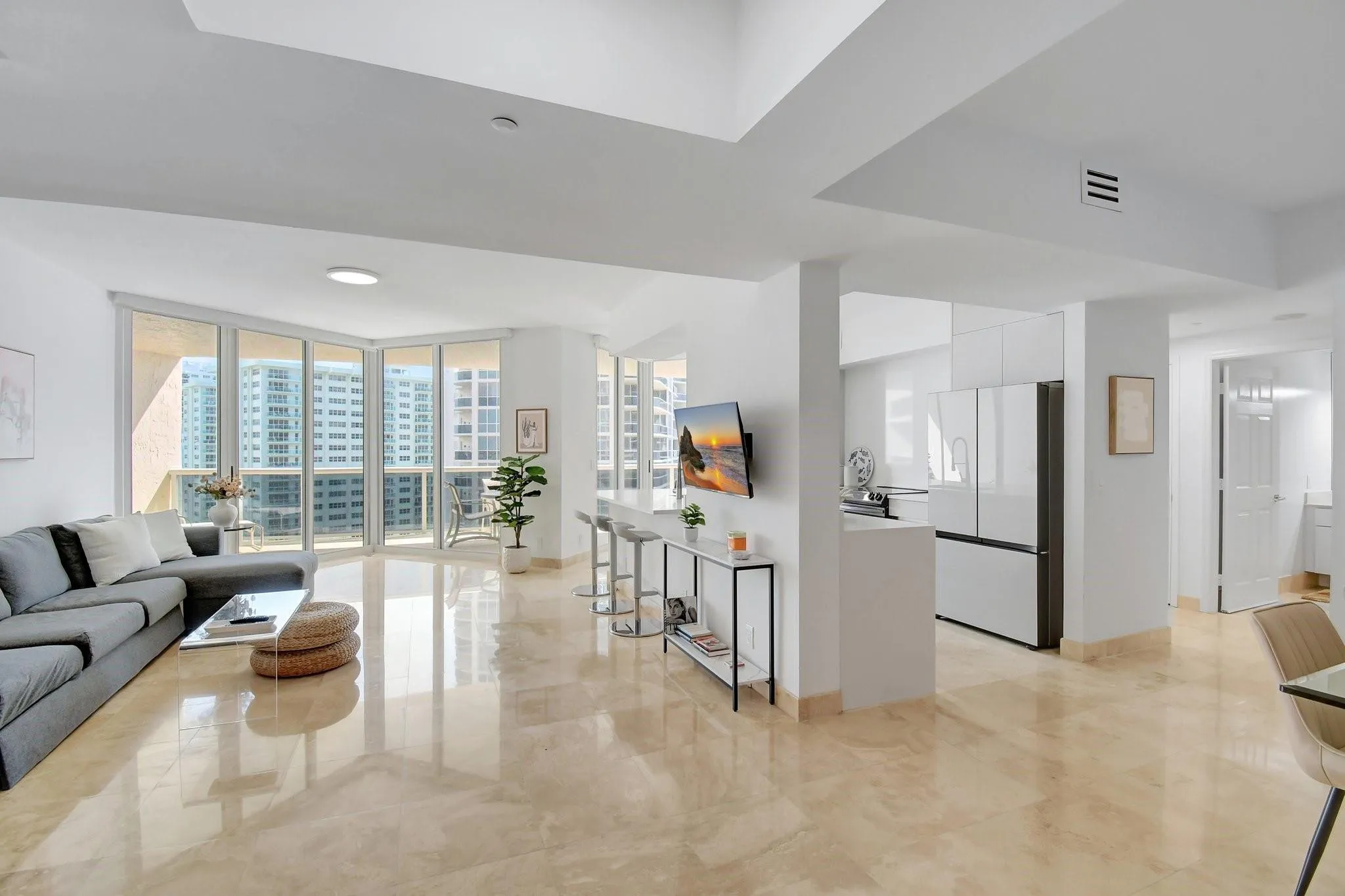 OPEN CONCEPT