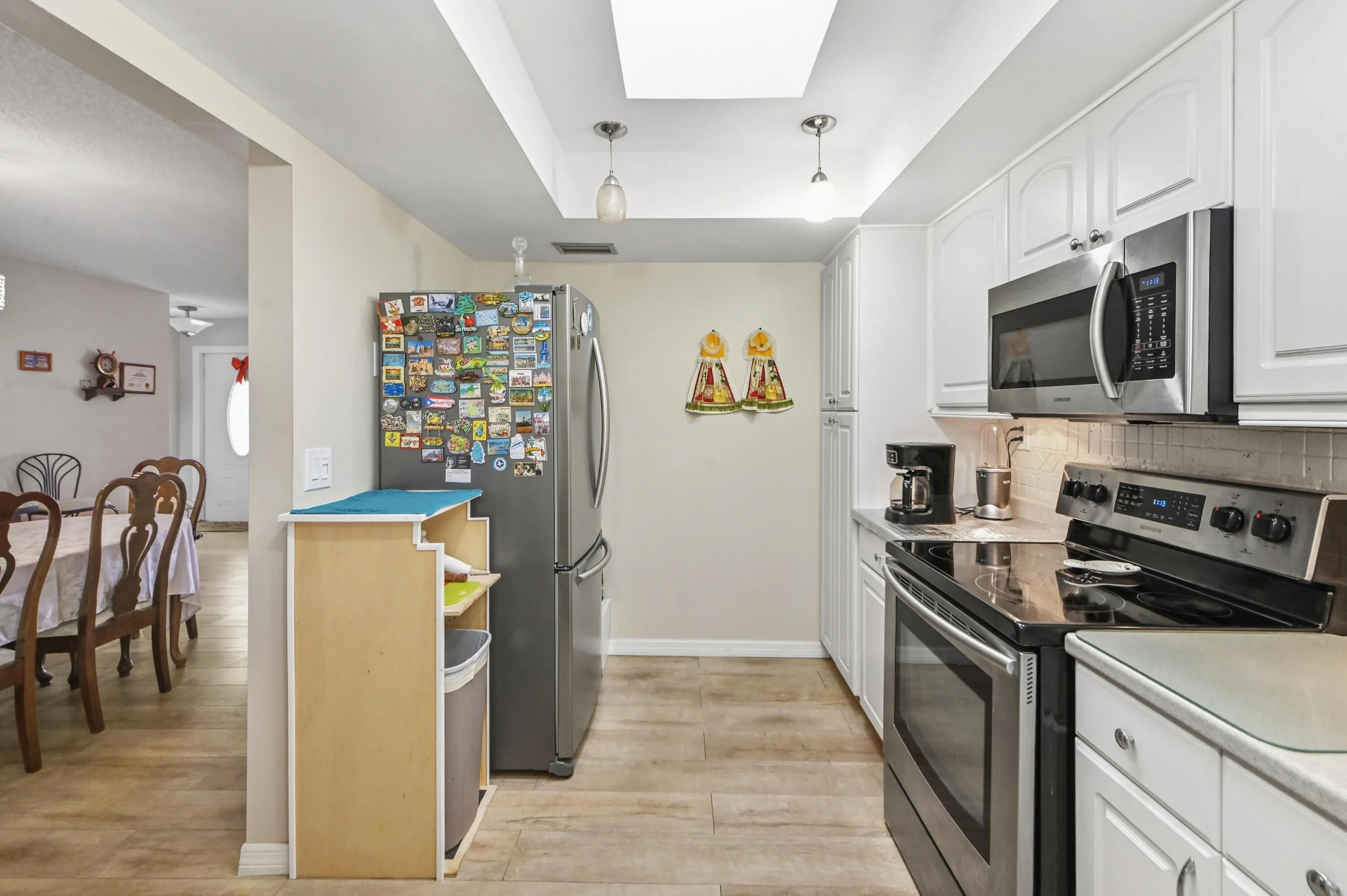 12 Kitchen 013