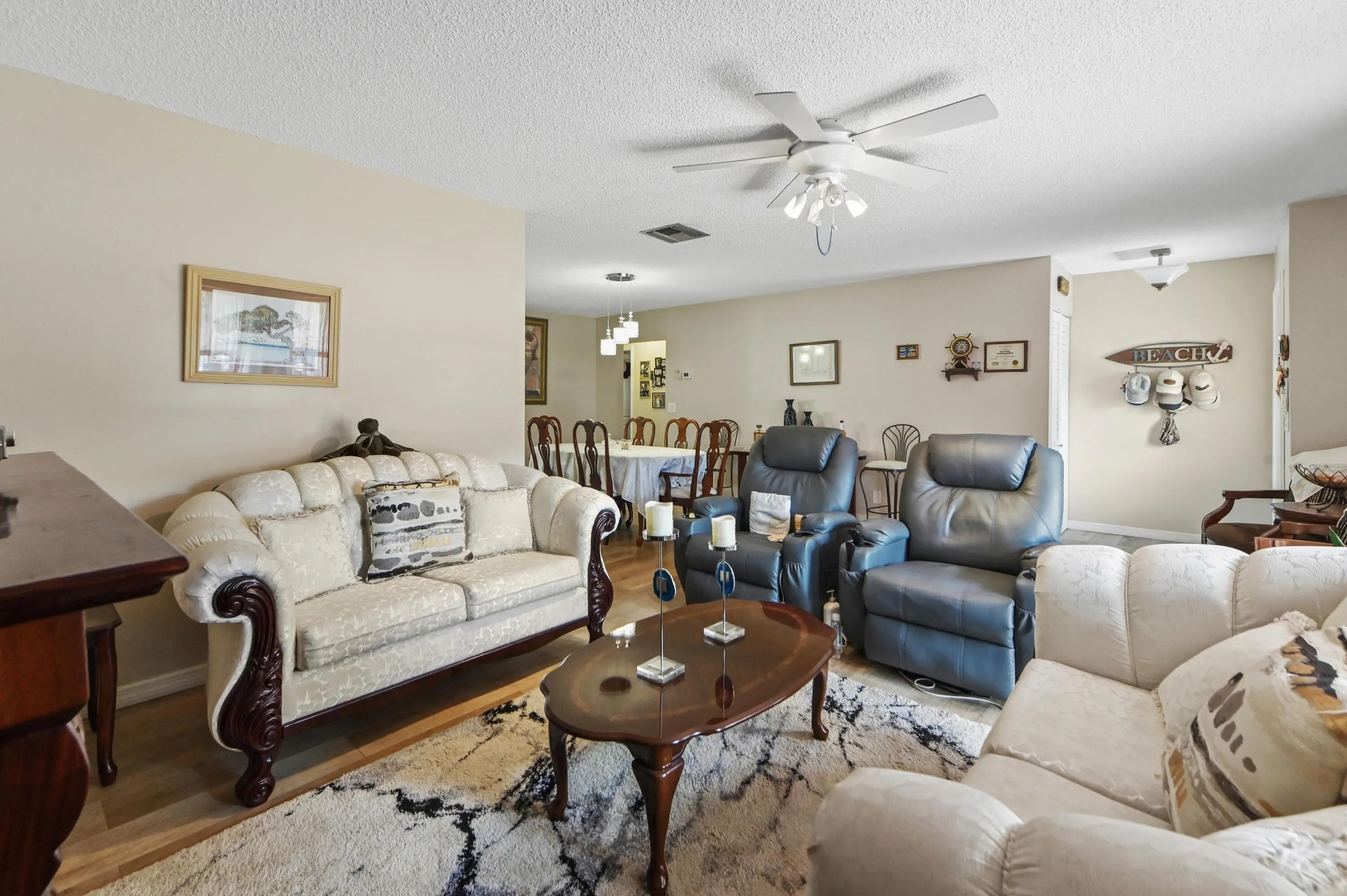 07 Living room 04