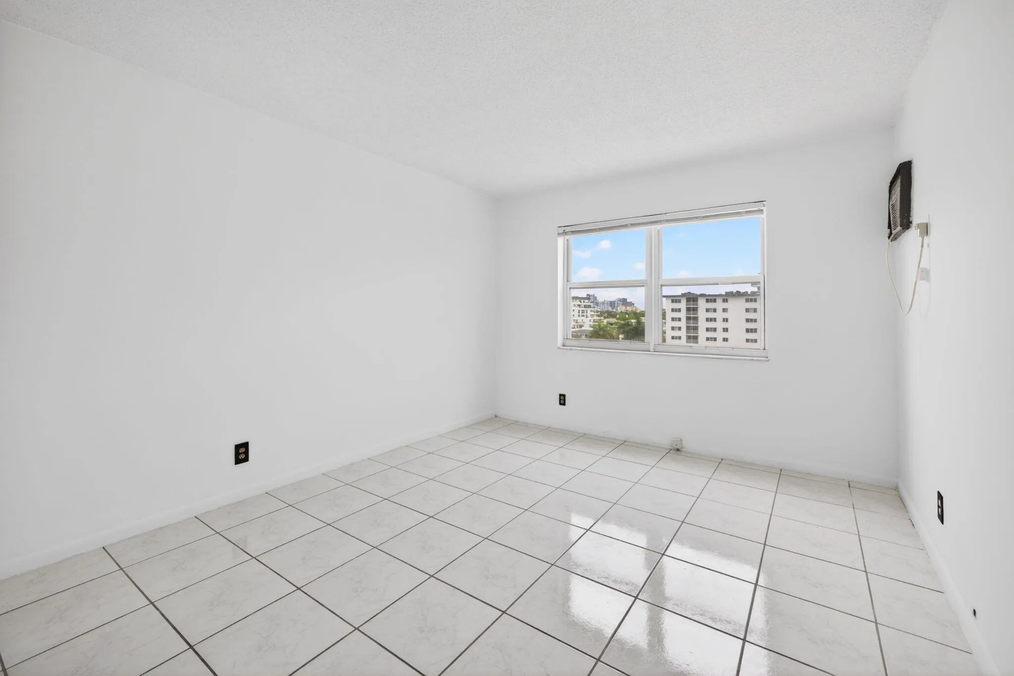 27-web-or-mls-699A4933