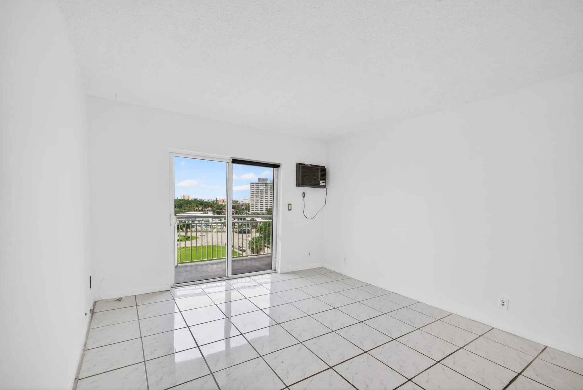 14-web-or-mls-699A4797