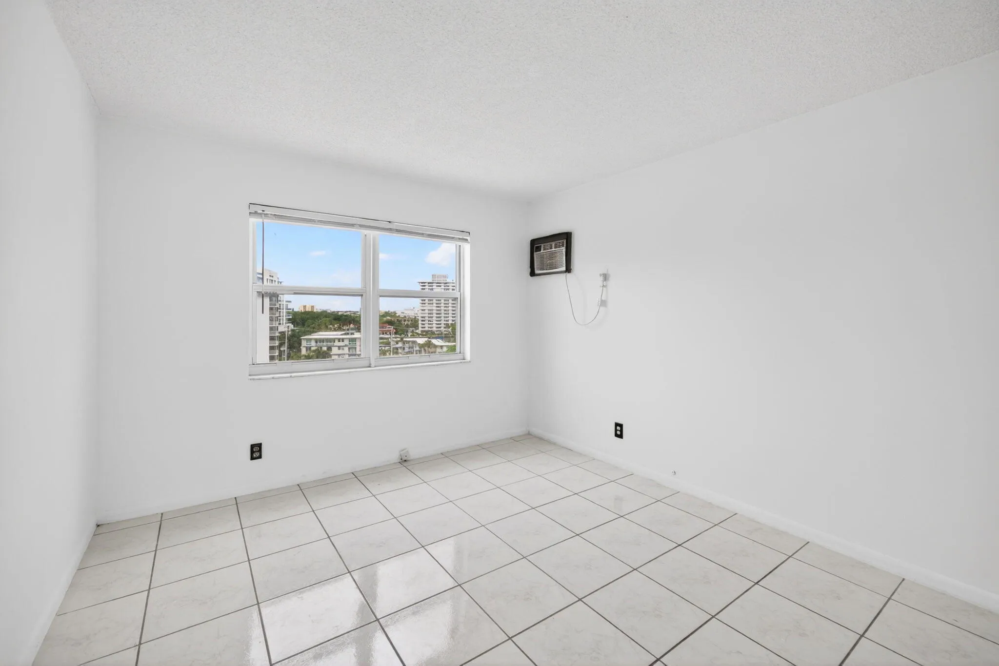 28-web-or-mls-699A4941